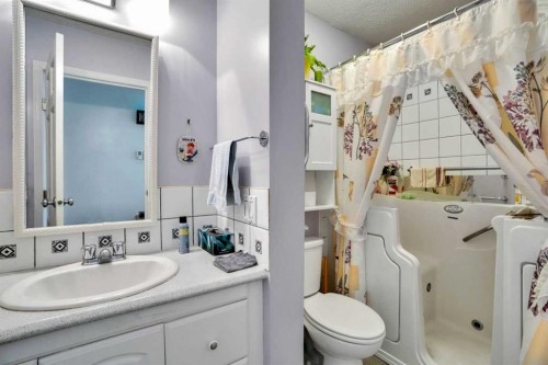 13 Falworth Way Ne, Calgary, AB - Indoor