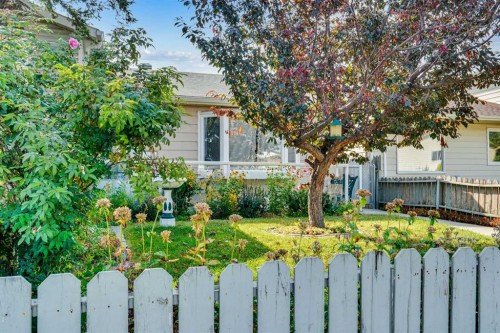 13 Falworth Way Ne, Calgary, AB - Outdoor