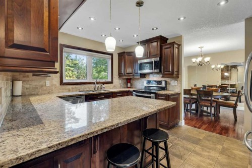 136 Castleglen Way Ne, Calgary, AB - Indoor Photo Showing Kitchen With Upgraded Kitchen