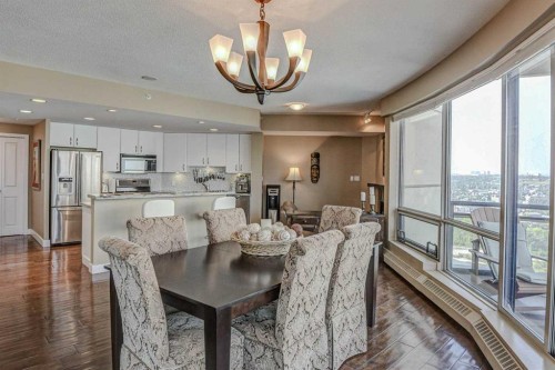 2401-1078 6 Avenue Sw, Calgary, AB - Indoor Photo Showing Dining Room