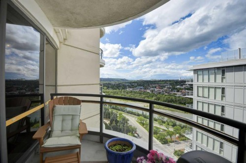 2401-1078 6 Avenue Sw, Calgary, AB - Outdoor With Balcony With Exterior