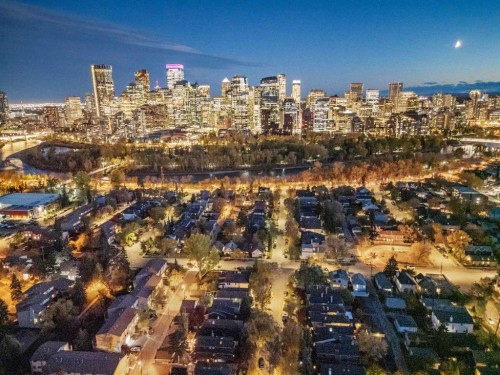 922 5 Street Nw, Calgary, AB - Outdoor With View