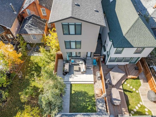 922 5 Street Nw, Calgary, AB - Outdoor