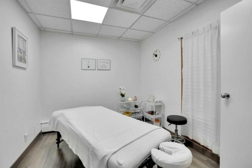 1330 12 Avenue Sw, Calgary, AB 