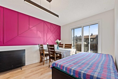 40 Pinecliff Close Ne, Calgary, AB - Indoor Photo Showing Bedroom