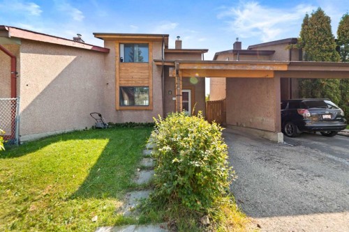 40 Pinecliff Close Ne, Calgary, AB - Outdoor