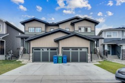 28 Midtown Close SW Airdrie, AB T4B 5G9