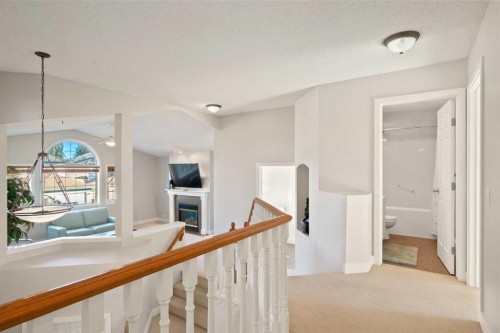 45 Mt Douglas Close Se, Calgary, AB - Indoor Photo Showing Other Room