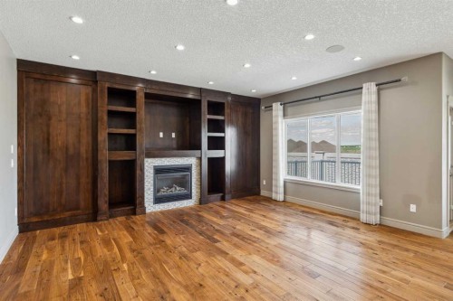 152 Evansborough Way Nw, Calgary, AB - Indoor With Fireplace