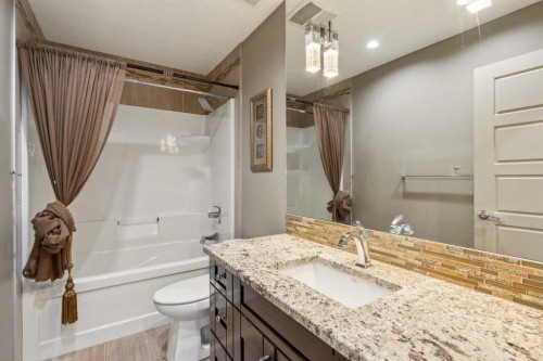 152 Evansborough Way Nw, Calgary, AB - Indoor Photo Showing Bathroom