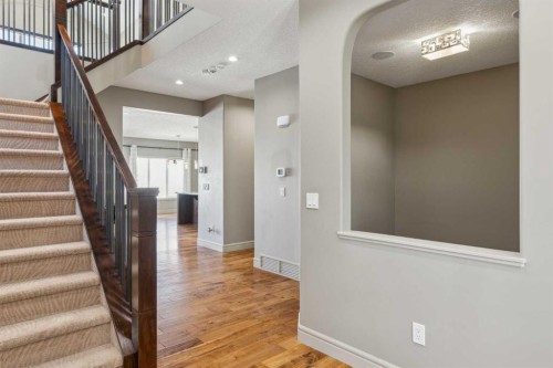 152 Evansborough Way Nw, Calgary, AB - Indoor Photo Showing Other Room