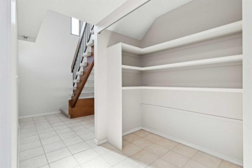 102-7416 Hunterview Drive Nw, Calgary, AB - Indoor Photo Showing Other Room