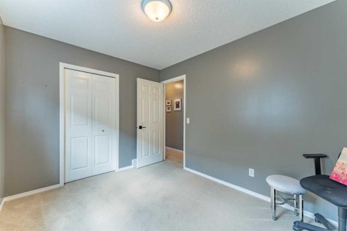 76 Cranfield Place Se, Calgary, AB - Indoor