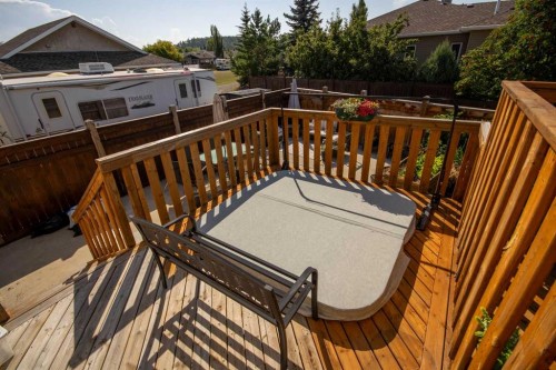 1112 2 Street Ne, Sundre, AB - Outdoor With Exterior