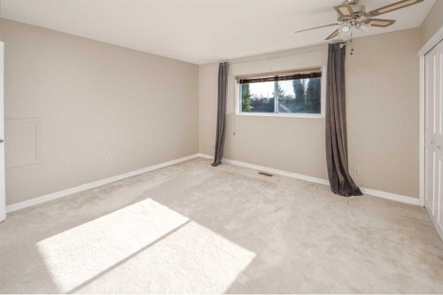 16 Sunhaven Way Se, Calgary, AB - Indoor Photo Showing Other Room