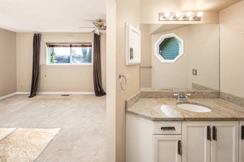 16 Sunhaven Way Se, Calgary, AB - Indoor