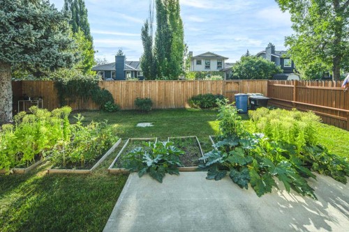 16 Sunhaven Way Se, Calgary, AB - Outdoor With Backyard