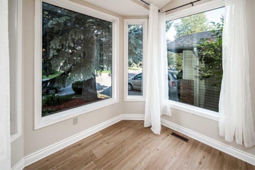 16 Sunhaven Way Se, Calgary, AB - Indoor Photo Showing Other Room