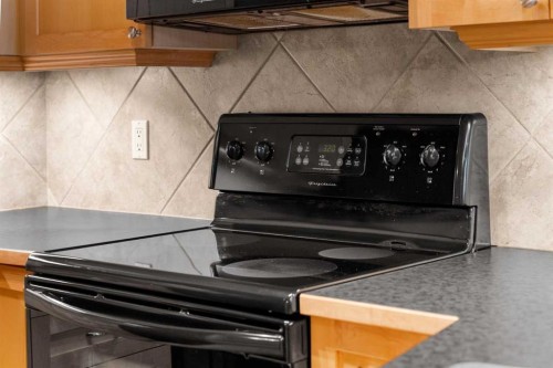 1108-836 15 Avenue Sw, Calgary, AB - Indoor Photo Showing Kitchen