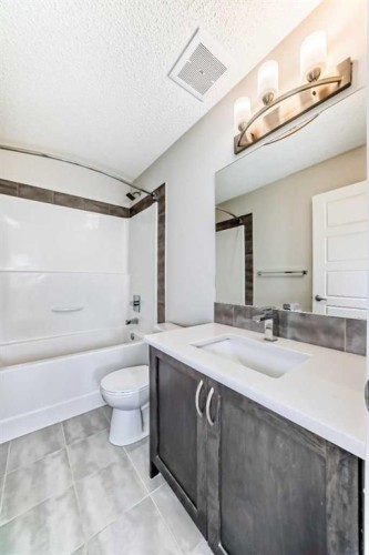 59 Nolanlake Cove Nw, Calgary, AB - Indoor Photo Showing Bathroom