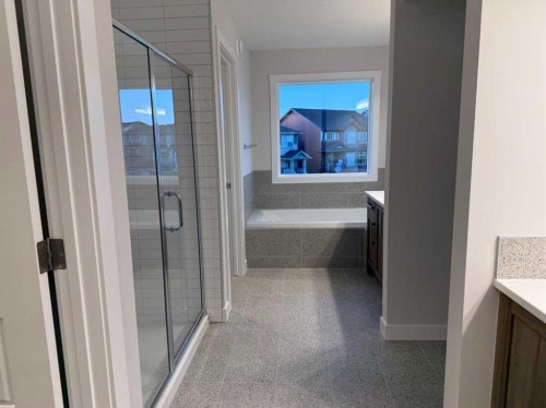 51 Sunrise Heath, Cochrane, AB - Indoor