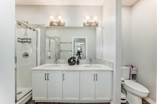 1941 Mahogany Boulevard Se, Calgary, AB - Indoor Photo Showing Bathroom