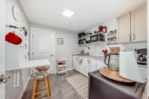 1941 Mahogany Boulevard Se, Calgary, AB - Indoor