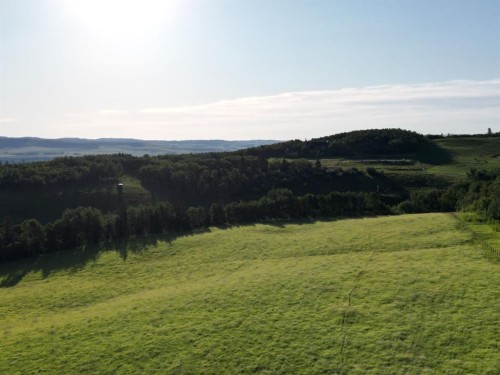 - -, Millarville, AB 