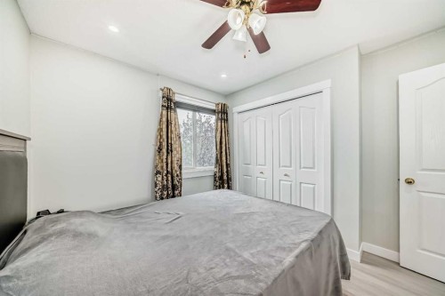 49 Taravista Way Ne, Calgary, AB - Indoor Photo Showing Bedroom