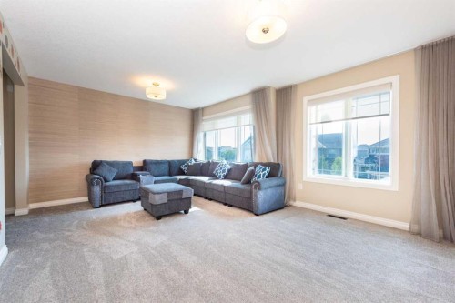 287 Baywater Way Sw, Airdrie, AB - Indoor Photo Showing Living Room