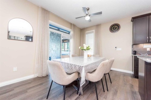 287 Baywater Way Sw, Airdrie, AB - Indoor Photo Showing Dining Room