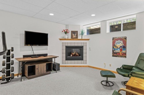 18 Juniper Ridge, Canmore, AB - Indoor With Fireplace