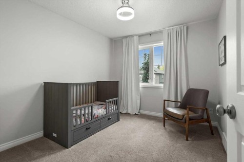 4702 21 Street Sw, Calgary, AB - Indoor Photo Showing Bedroom