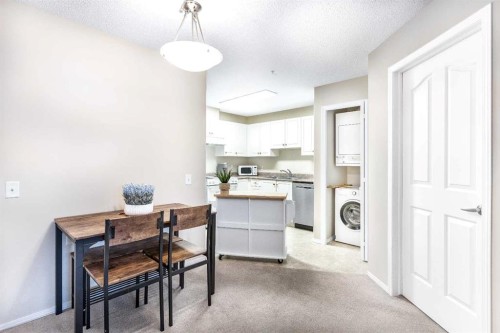 136-5000 Somervale Court Sw, Calgary, AB - Indoor Photo Showing Kitchen