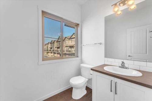 417 Legacy Boulevard Se, Calgary, AB - Indoor Photo Showing Bathroom
