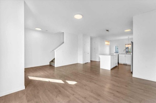 417 Legacy Boulevard Se, Calgary, AB - Indoor