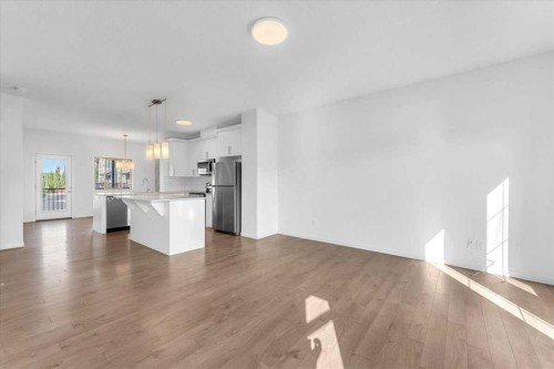 417 Legacy Boulevard Se, Calgary, AB - Indoor Photo Showing Kitchen