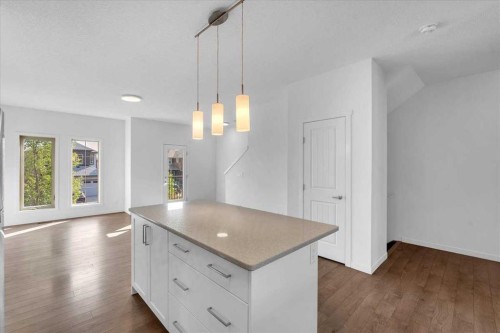 417 Legacy Boulevard Se, Calgary, AB - Indoor