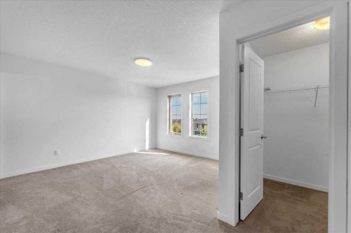 417 Legacy Boulevard Se, Calgary, AB - Indoor Photo Showing Other Room