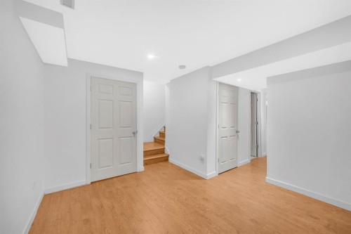 2204-111 Tarawood Lane Ne, Calgary, AB - Indoor Photo Showing Other Room