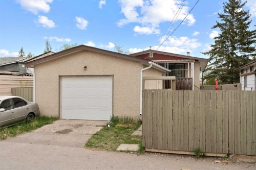 1521 44 Street Se, Calgary, AB - Outdoor With Exterior