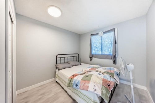 948 Rundlecairn Way Ne, Calgary, AB - Indoor Photo Showing Bedroom
