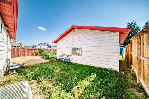 948 Rundlecairn Way Ne, Calgary, AB - Outdoor With Exterior