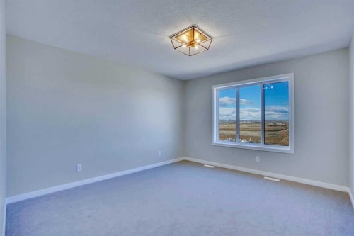 305 Lucas Place Nw, Calgary, AB - Indoor Photo Showing Other Room