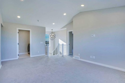 305 Lucas Place Nw, Calgary, AB - Indoor Photo Showing Other Room