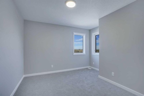 305 Lucas Place Nw, Calgary, AB - Indoor Photo Showing Other Room