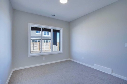 305 Lucas Place Nw, Calgary, AB - Indoor Photo Showing Other Room