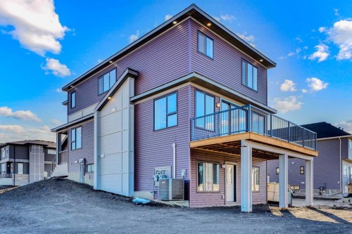 305 Lucas Place Nw, Calgary, AB - Outdoor