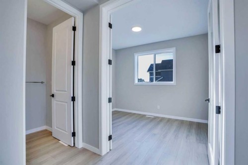 305 Lucas Place Nw, Calgary, AB - Indoor Photo Showing Other Room
