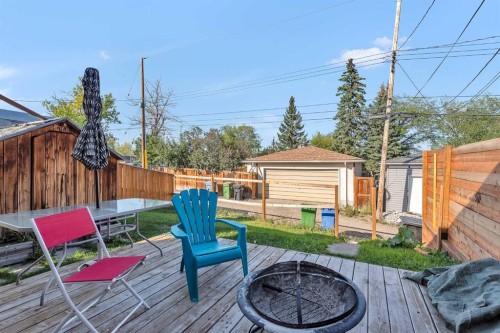 28 Hilton Avenue Nw, Calgary, AB - Outdoor With Deck Patio Veranda